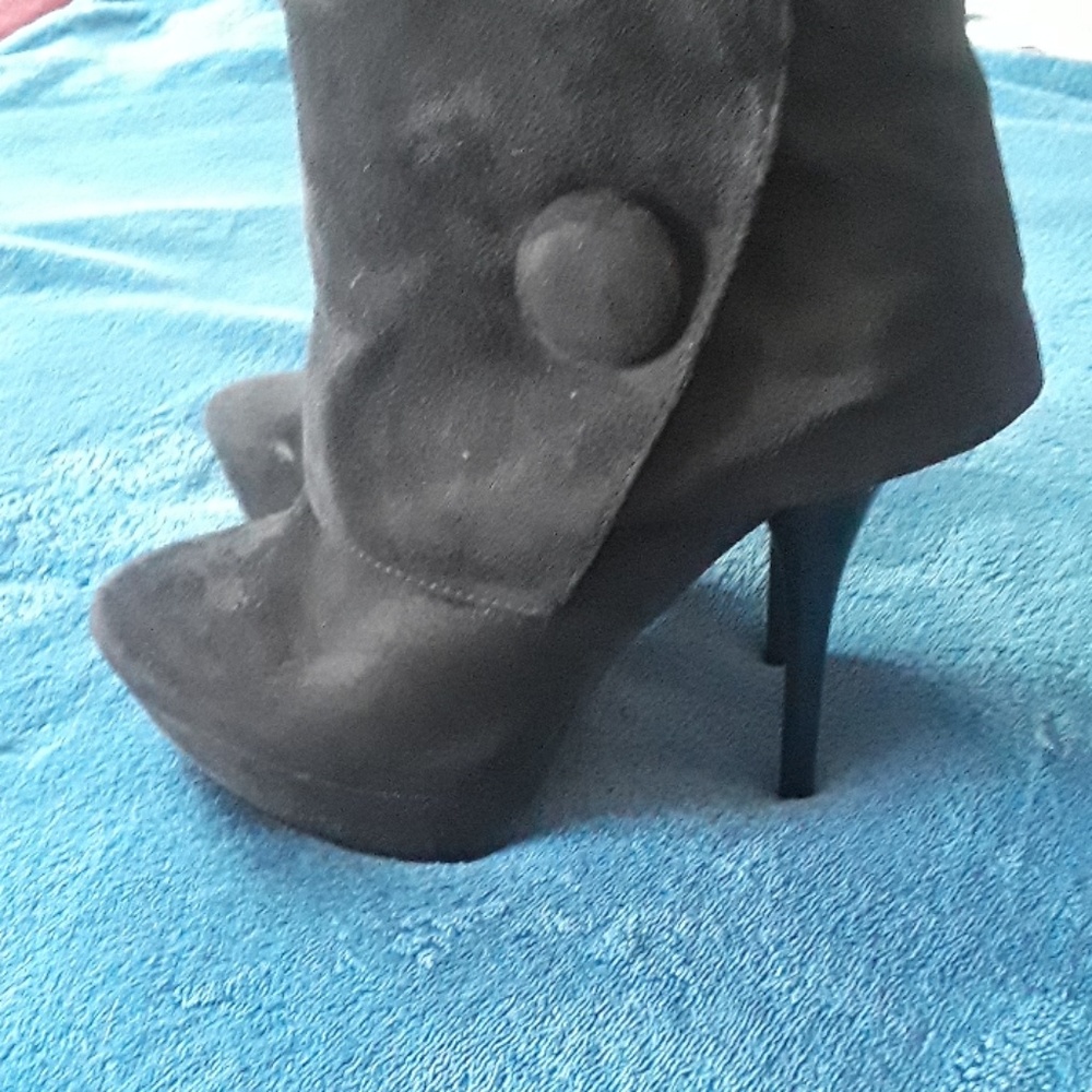 Booties - Picture 3 of 3